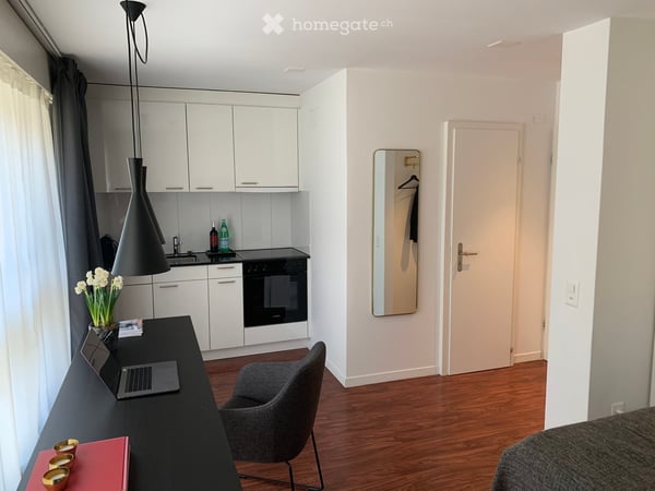 Stylisch möblierte Design 2.5 Zimmer Wohnung 6