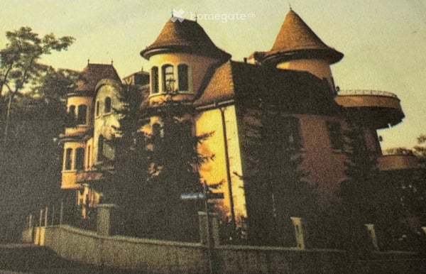 Nähe Uni - Irchel Kreis 6 Zürich zu vermieten exklusive 2.5 Zimmerwohnung 1