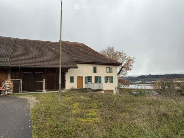 Bauernhaus in Leibstadt mit freiem Bauland 2