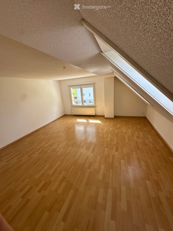 Dachwohnung in Bilten 9