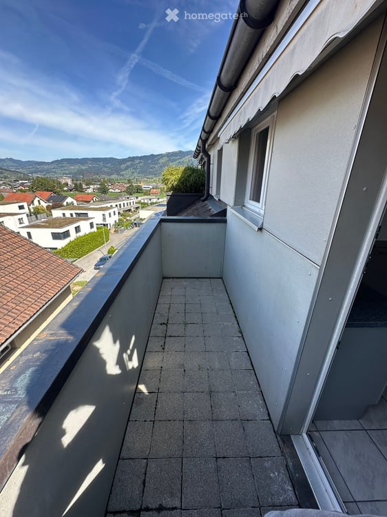 Dachwohnung in Bilten 11