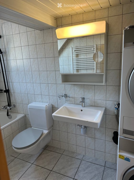 Dachwohnung in Bilten 14