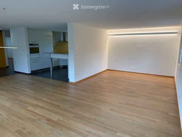 Grosszügiges 8.5-Zimmer-Einfamilienhaus an ruhiger, naturnaher Lage 3