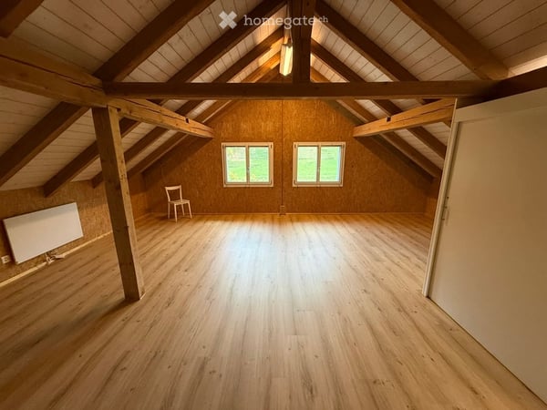 Grosszügiges 8.5-Zimmer-Einfamilienhaus an ruhiger, naturnaher Lage 7