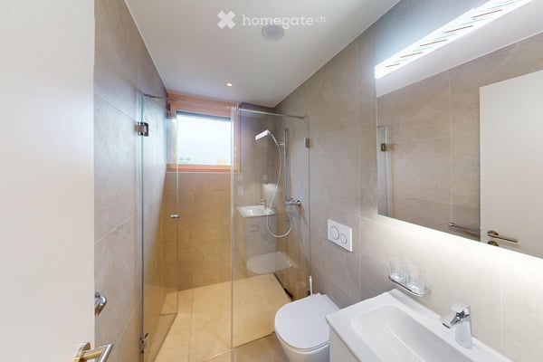Erstvermietung – Wohnen am Sonnenberg: Moderne 5.5-Zimmer-Wohnung mit grosser Aussenfläche 7