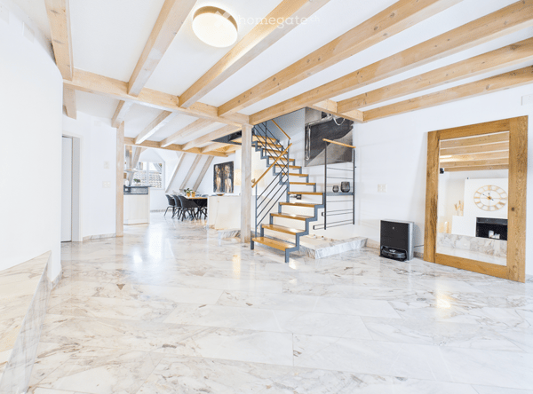 Stilvolle 4.5-Zimmer-Maisonette in der Altstadt von Bremgarten 2