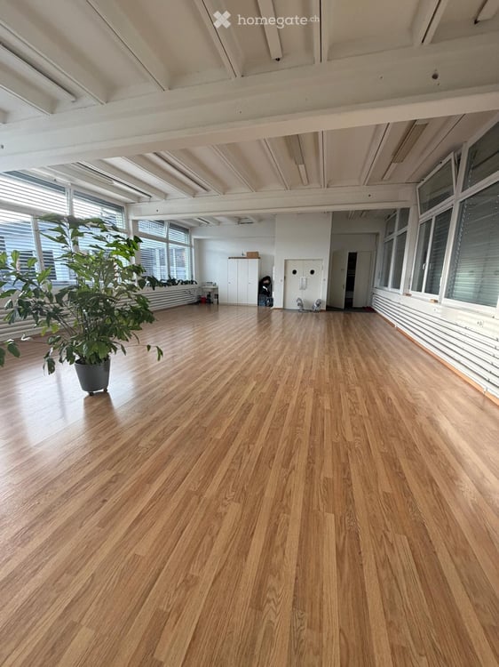 Attraktiver Gewerberaum für stilles Gewerbe / Fitness 2