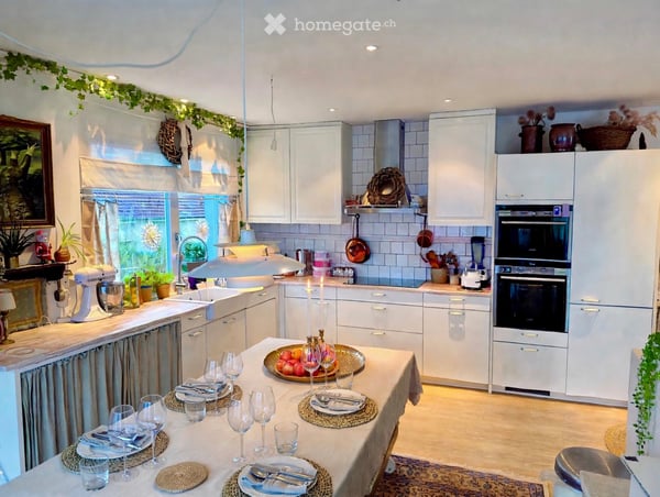 Familienparadies: Grosszügiges und helles Einfamilienhaus mit Garten, Terrasse & Doppelgarage 3