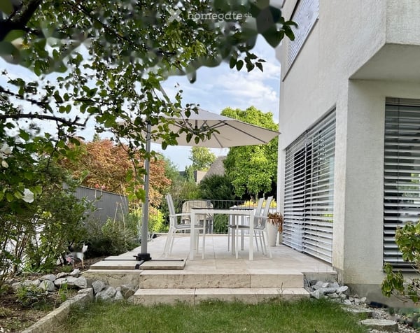 Modernes Haus, gehobene Ausstattung, grosser Garten & viele Extras