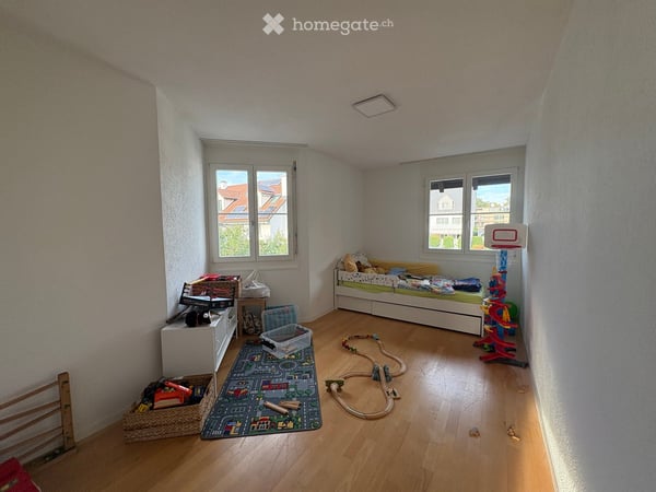 Helle 4.5-Zimmer-Wohnung mit Balkon – CHF 1’995 inkl. NK 3