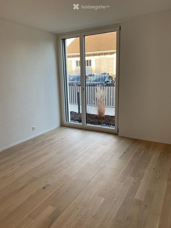 Moderne Wohnung im Eigentums-Standard 9