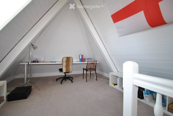 2½-Zimmer-Dachwohnung mit Galerie, Sauna & Whirlpool! 8