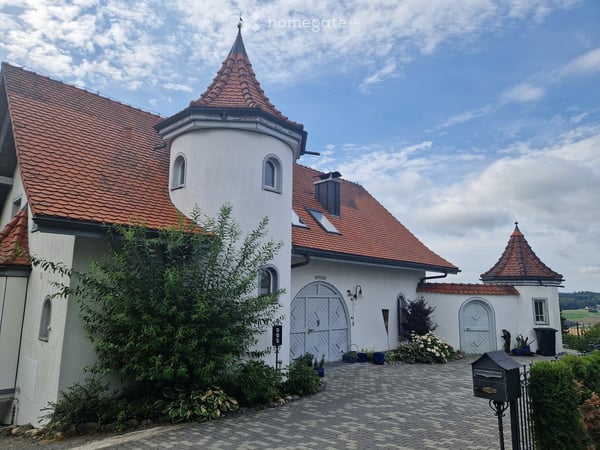 Villa mit Schlossfeeling 1
