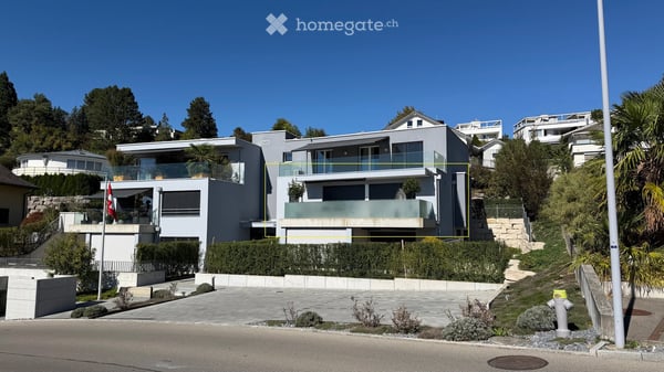 Moderne 4½-Zimmer-Wohnung mit Gartenteil, Terrasse und Bergsicht 15