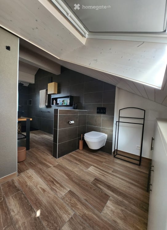 Vuarrens — Duplex de charme avec terrasse de 25 m² et vue sur le Jura 10