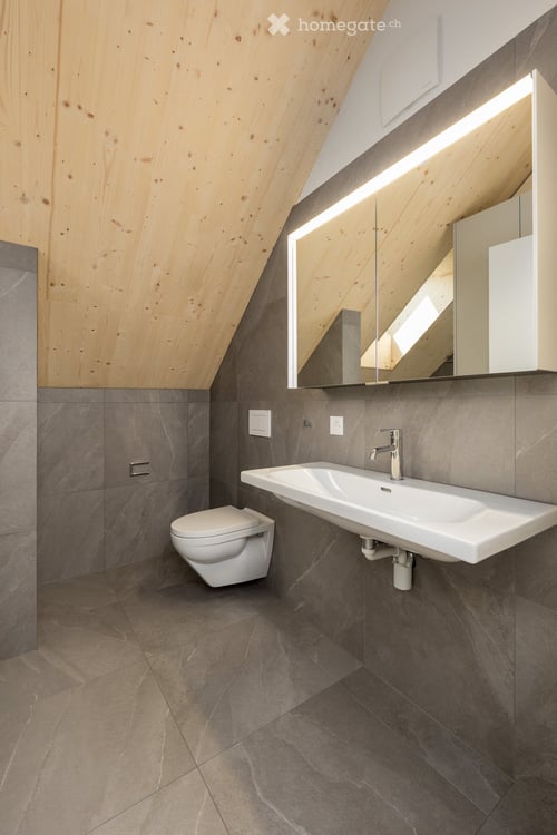 Exklusive 5.5-Zimmer-Neubau Dachwohnung Lift direkt in Wohnung 11