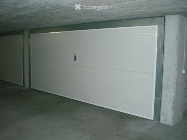 5,5-Zimmer Wohnung (sehr ruhige Lage, hell, gross) 12