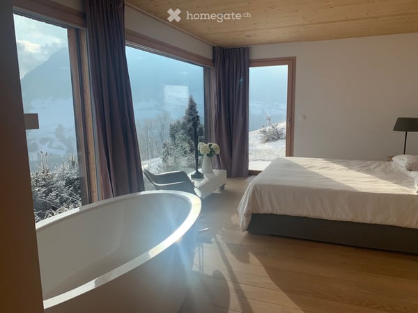 Modernes 3.5-Zimmer-Ferienhaus mit traumhafter Bergsicht in der Val Lumnezia (möbliert, Jahresmiete) 5