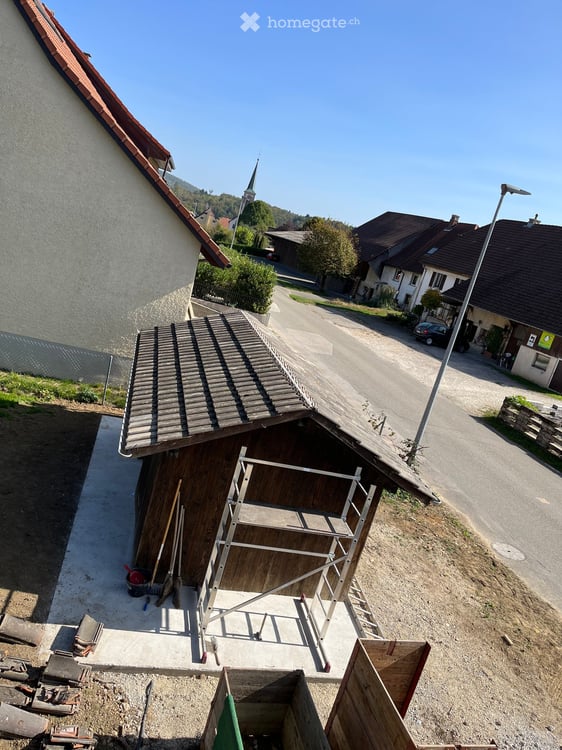 KOMPLETT RENOVIERTE 5.5 ZIMMER WOHNUNG / APPARTEMENT DE 5,5 PIÈCES ENTIÈREMENT RÉNOVÉ 4
