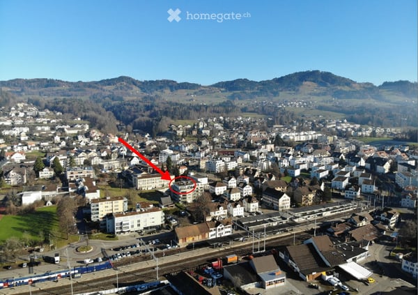 Attikawohnung mit grosser Terrasse in Hinwil