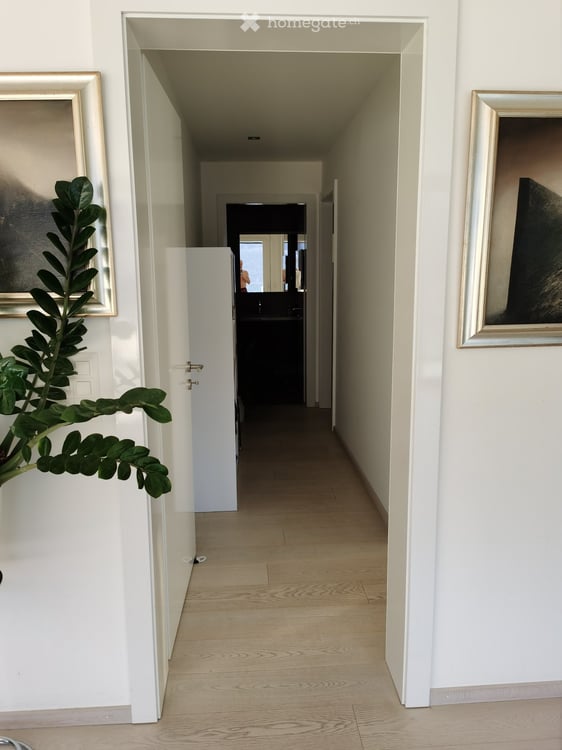 Exklusive 4½-Zimmer-Wohnung mit Weitsicht in einer Zweifamilienvilla 9