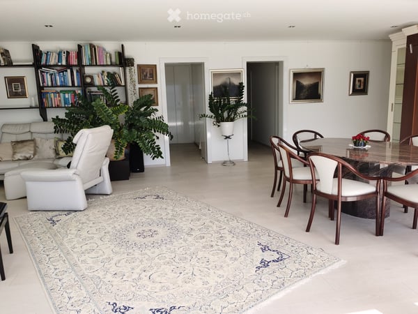 Exklusive 4½-Zimmer-Wohnung mit Weitsicht in einer Zweifamilienvilla 6