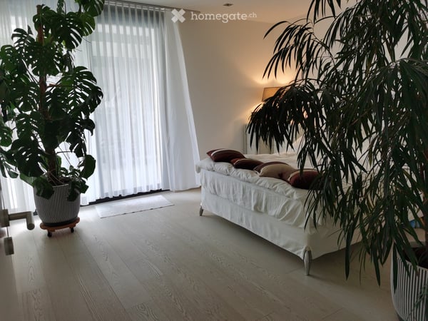 Exklusive 4½-Zimmer-Wohnung mit Weitsicht in einer Zweifamilienvilla 13