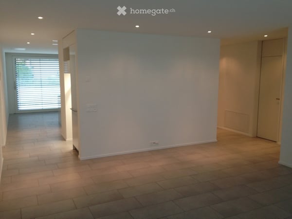 Moderne und sonnige 3.5-Zimmer-Gartenwohnung mit 2 Sitzplätzen in Oberglatt ZH 9