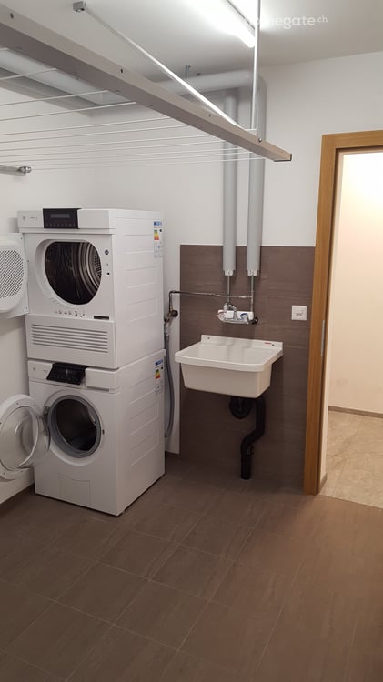 Neuwertige 2.5 Zimmer Wohnung in Chur 9