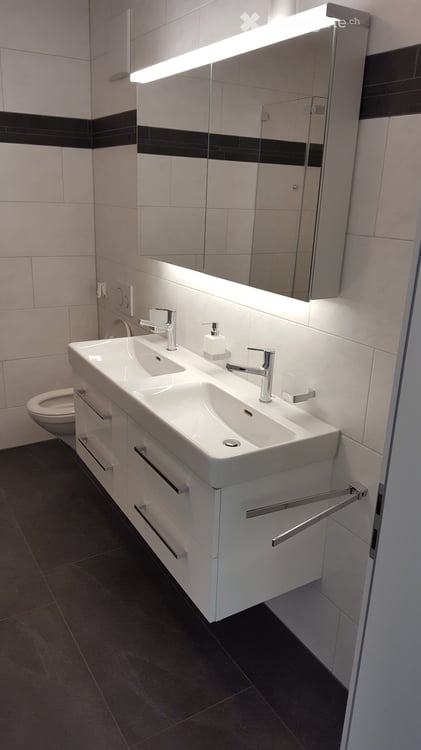 Neuwertige 3.5 Zimmer Wohnung in Chur 9