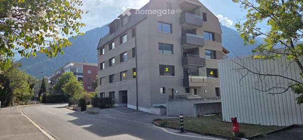 Neuwertige 2.5 Zimmer Wohnung in Chur 11