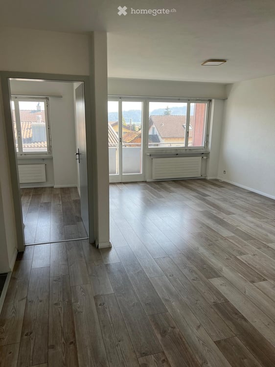 Grosse 4.5 Zimmer  Wohnung in Lostorf 13