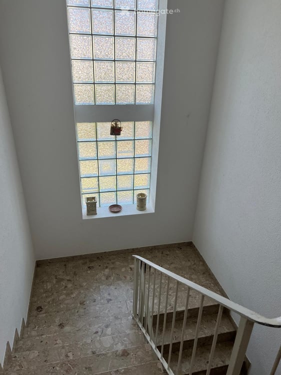 Grosse 4.5 Zimmer  Wohnung in Lostorf 16