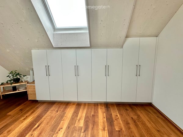 Moderne 5.5-Zimmer mit grosser Terrasse und traumhafter Bergsicht 14