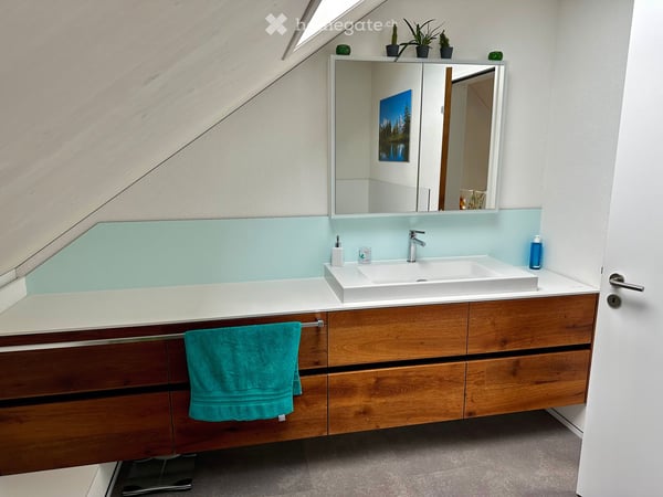 Moderne 5.5-Zimmer mit grosser Terrasse und traumhafter Bergsicht 12
