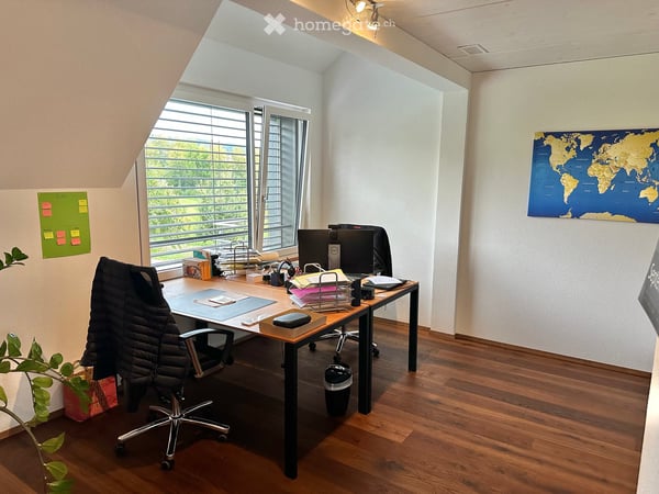 Moderne 5.5-Zimmer mit grosser Terrasse und traumhafter Bergsicht 8