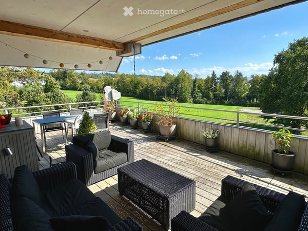Moderne 5.5-Zimmer mit grosser Terrasse und traumhafter Bergsicht 1