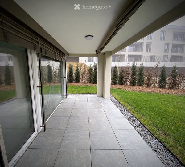 Zofingen: Exklusive 2.5-Zimmer Wohnung mit Gartensitzplatz