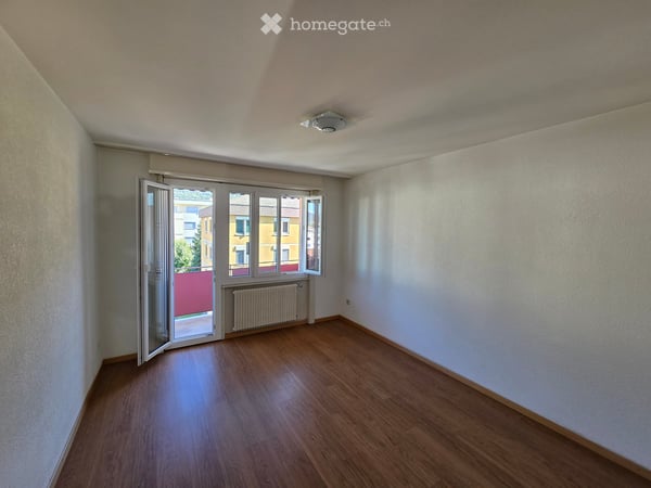 Appartement 2,5 pièces lumineux avec balcon et vue dégagée à Sierre 6