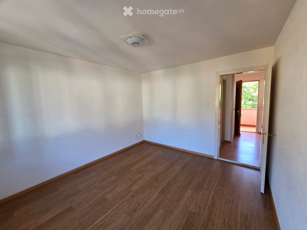 Appartement 2,5 pièces lumineux avec balcon et vue dégagée à Sierre 7