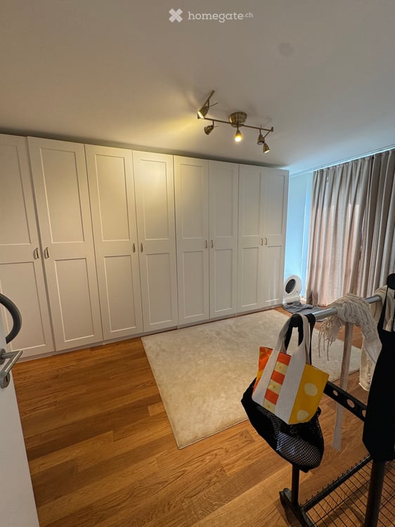 Wunderschöne 3.5 Zimmer Wohnung 4