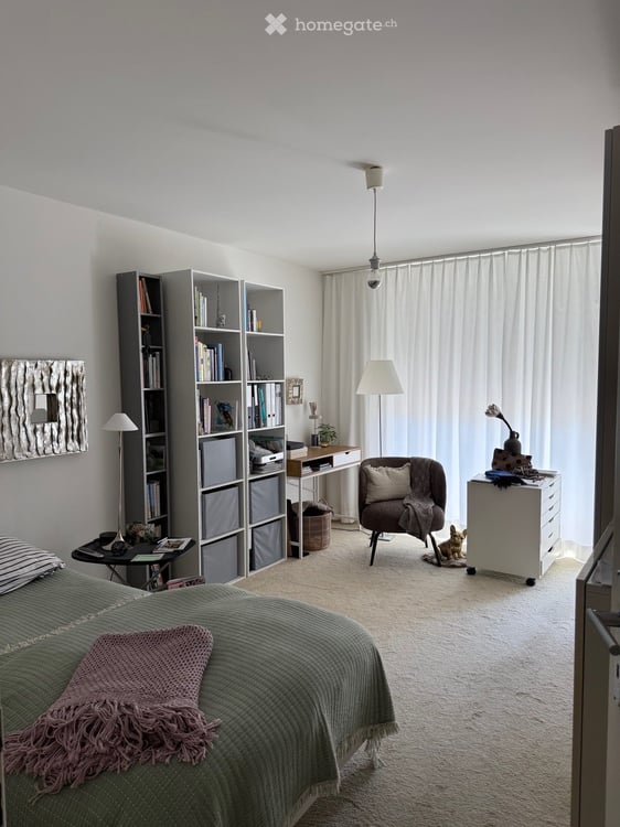 Wohnen mit Weitblick: Grosszügige 4.5-Zimmer-Wohnung mit zwei Balkonen in Glarus 10