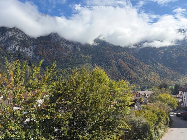 Wohnen mit Weitblick: Grosszügige 4.5-Zimmer-Wohnung mit zwei Balkonen in Glarus 3