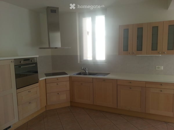 Accogliente appartamento 2.5 locali a Melide con balcone 3