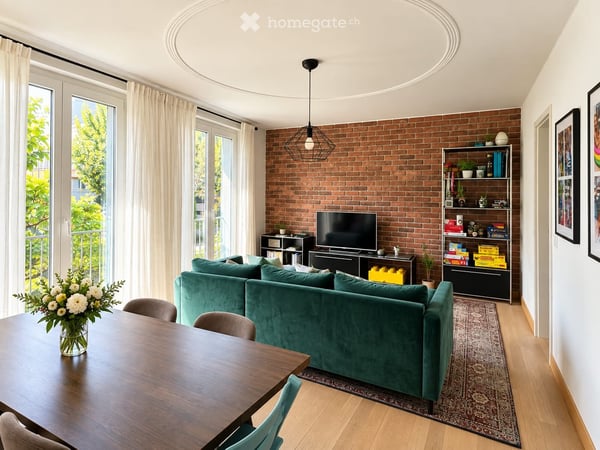 Bright 2 room apartment with loft character and garden views 1