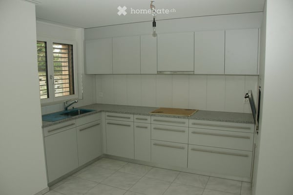 Topmoderne 4.5 Zimmerwohnung mit Garten in ruhigem Quartier nähe Bahnhof 4