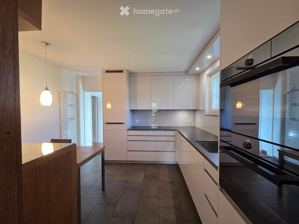Charmantes Einfamilienhaus an ruhiger Lage mit wunderschönem Rosengarten 6