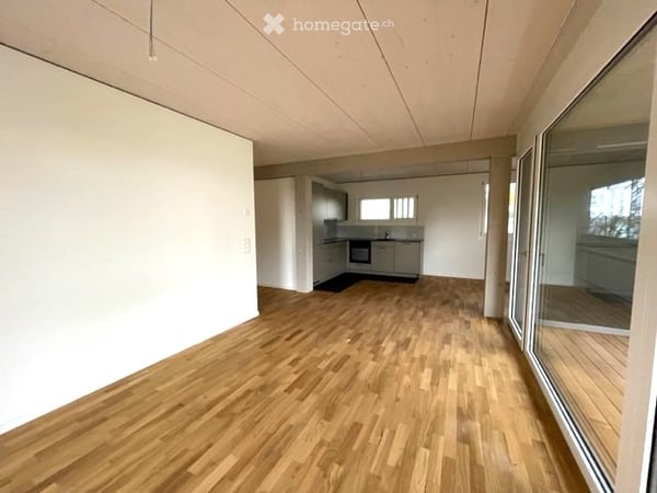 Gemütliche 3.5-Zimmer Wohnung zu vermieten (83m2) im EG 4