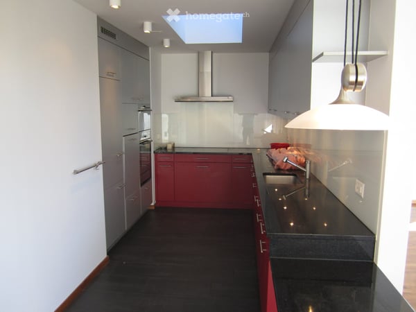 4 1/2-Zimmer -Attika-Wohnung mit Bastelraum, Kellerräumen und Garagenplätzen 7