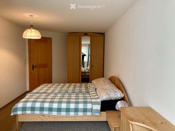3 ½ Zi-Wohnung möbliert, Garagenplatz mit E-Ladestation, sonnigem Sitzplatz & Cheminée 9